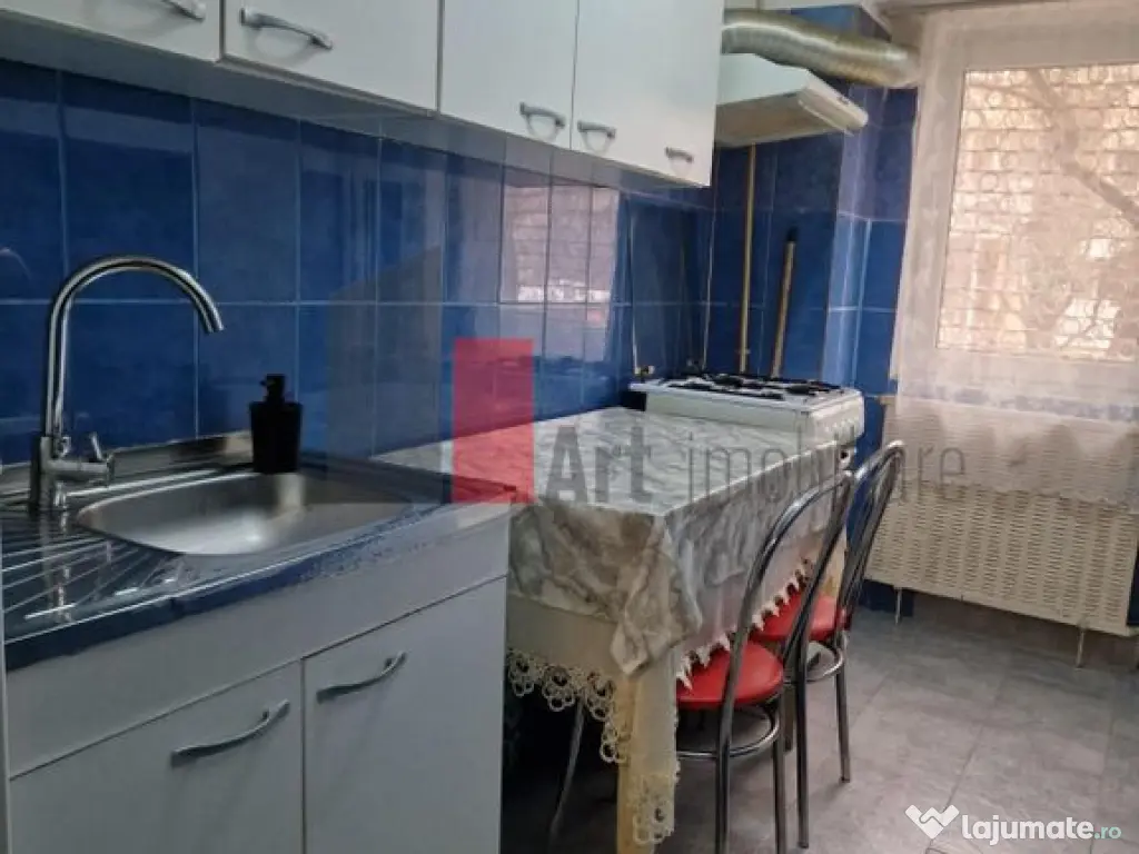 Garsoniera mare Crangasi 