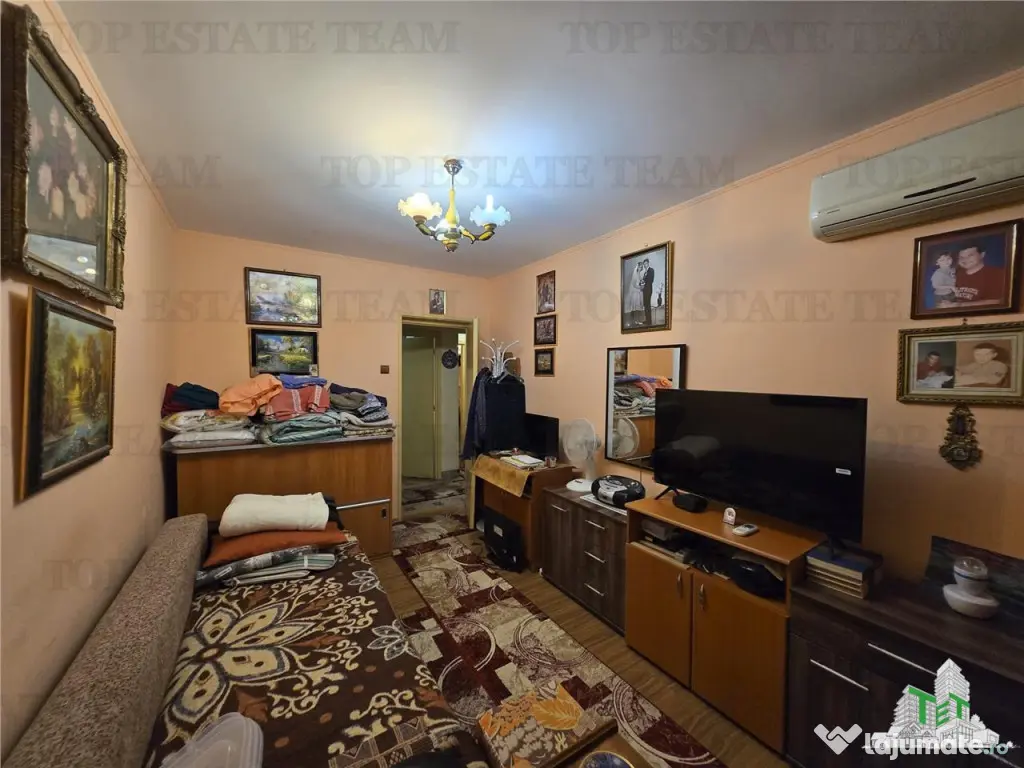 Apartament 3 camere metrou Favorit 