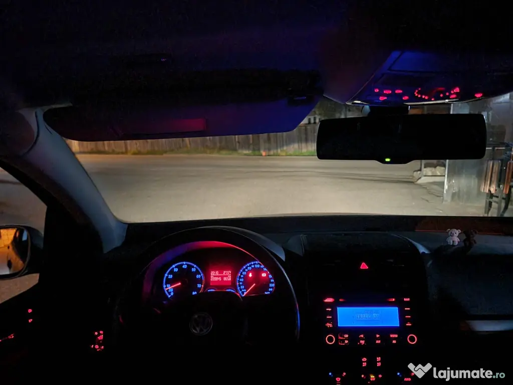 VW Golf 5 1.6 Benzină 