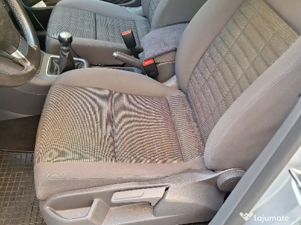 ford kuga phev 22500km