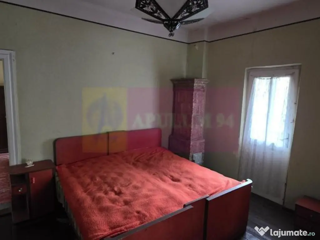 Etaj vilă istorică de vânzare în Sinaia – Zona Furnica