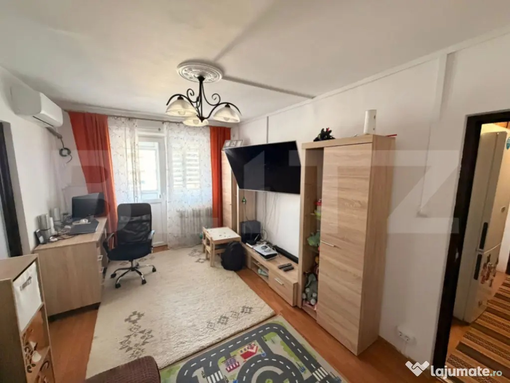 Apartament 2 camere semidecomandat Craiovita Noua zona stati 