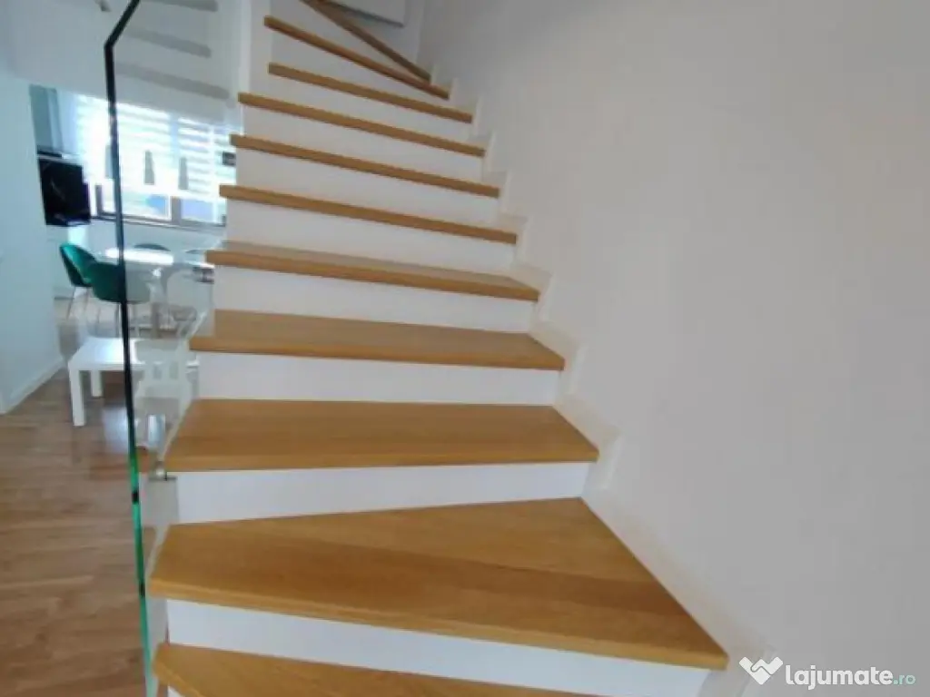 Casa 3 camere Tunari 