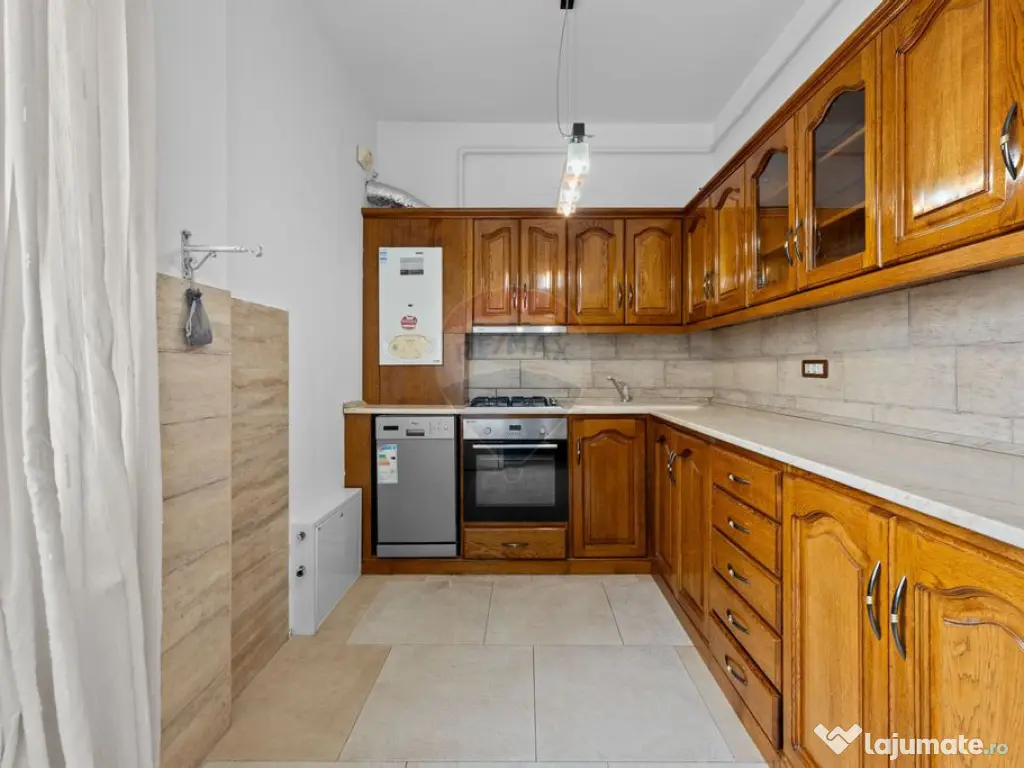 Penthouse de închiriat ARED UTA 