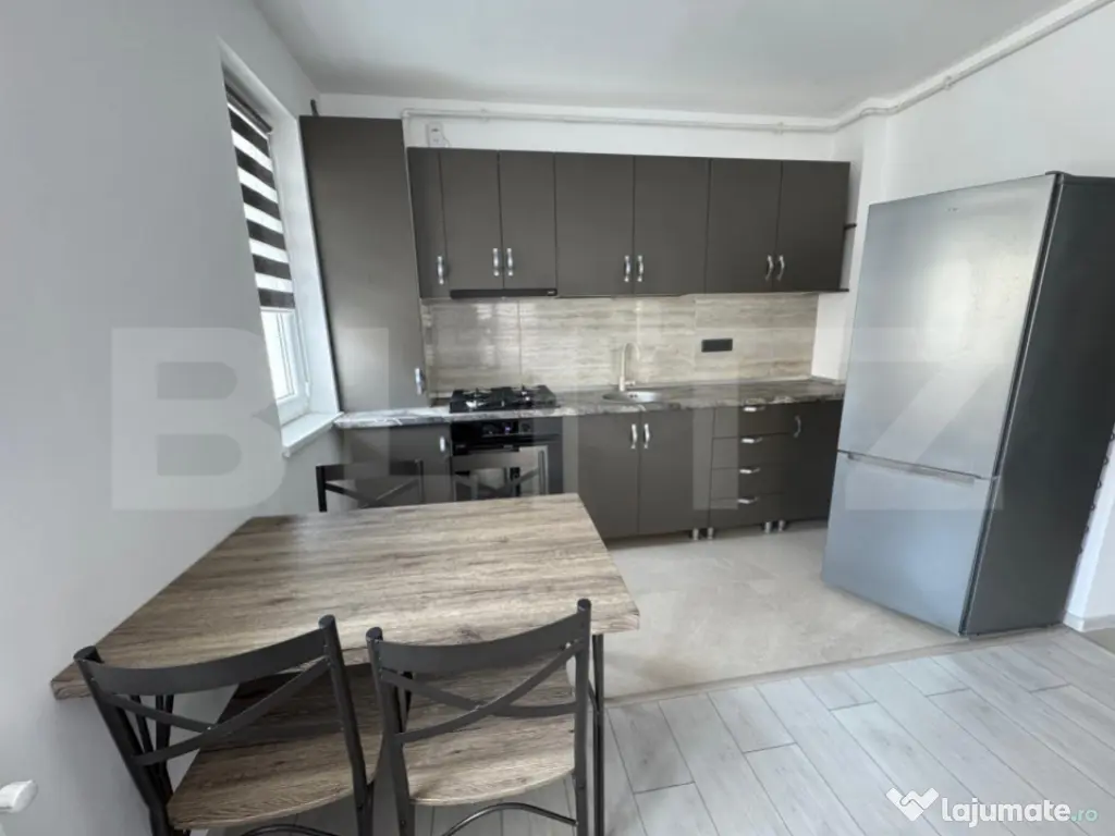 Apartament 2 camere, 44 mp, parcare, terasă generoasă, par