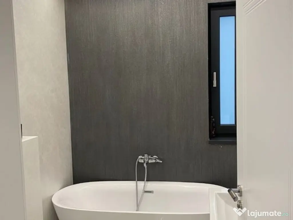 Apartament de vânzare, Central Park – 2 camere, 61 mp,...