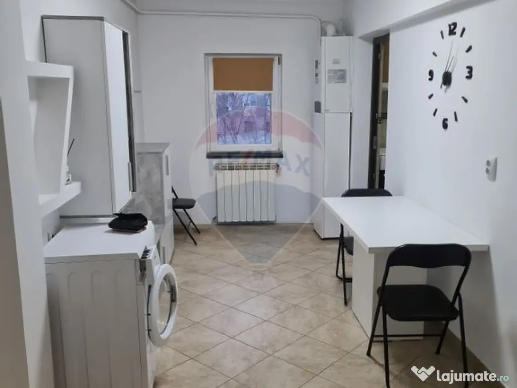 Apartament cu 2 camere de închiriat în zona Est 
