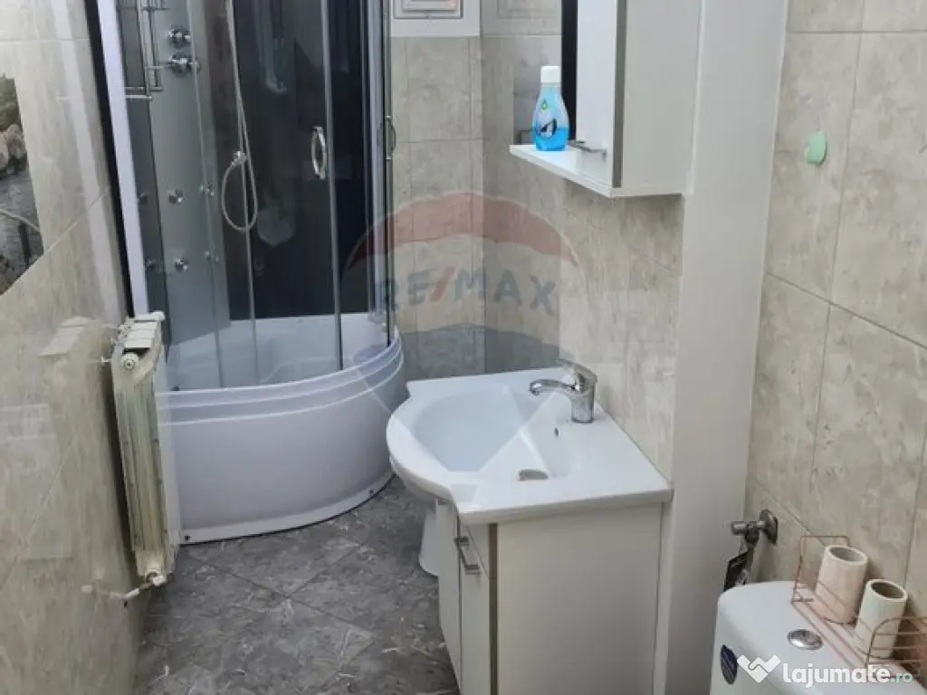 Apartament cu 2 camere de închiriat în zona Est 