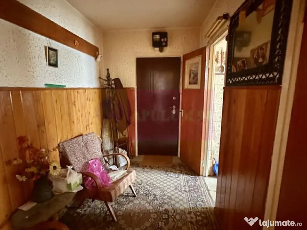 Apartament 3 camere Rahova-Piata 