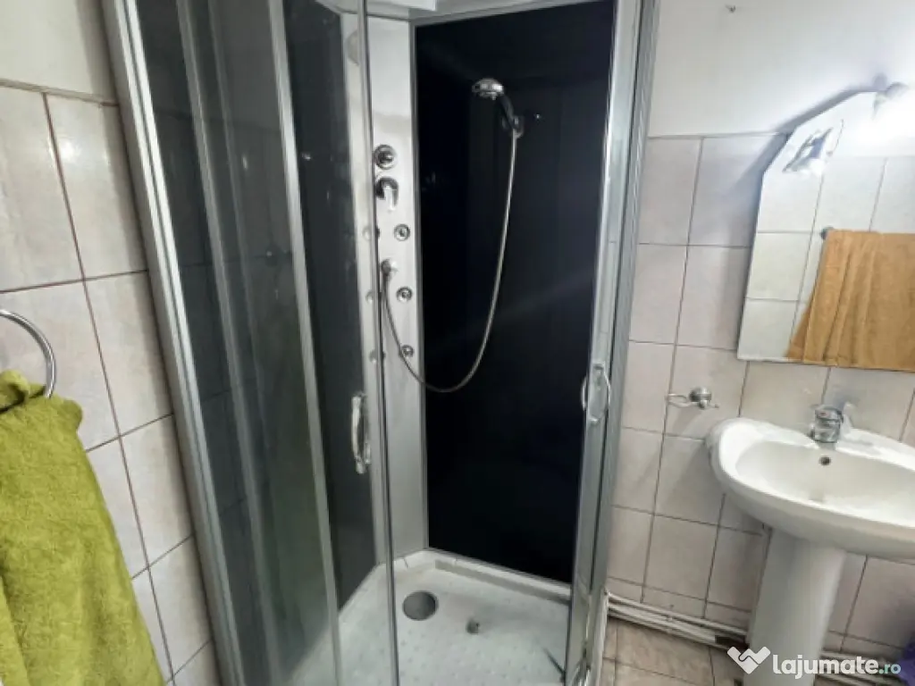 Vilă premium Tăuții de Sus, 250 mp, teren 14 ari, tenis & 