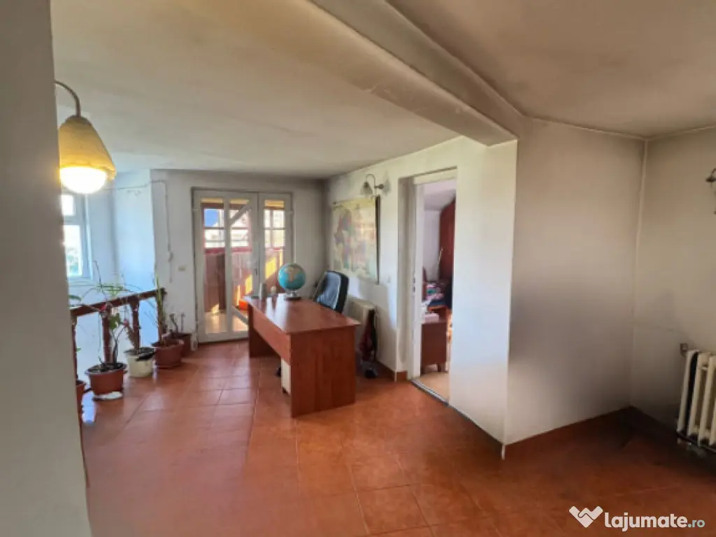 Vilă premium Tăuții de Sus, 250 mp, teren 14 ari, tenis & 