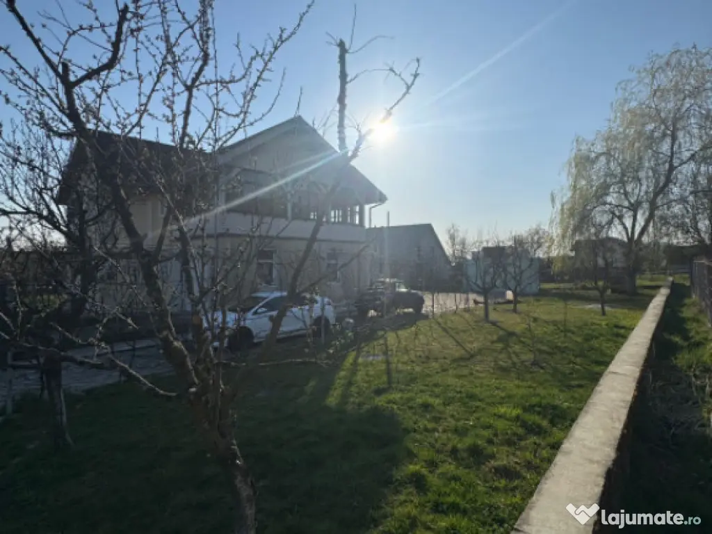 Vilă premium Tăuții de Sus, 250 mp, teren 14 ari, tenis & 