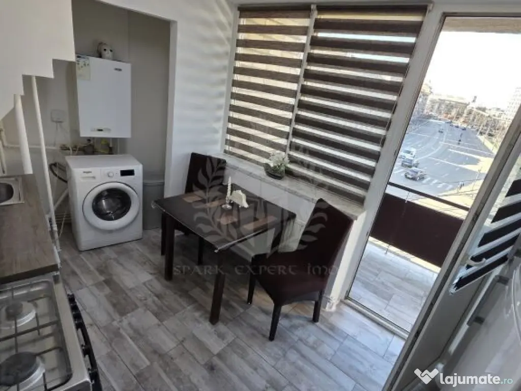 Apartament 2 camere, recent renovat, zona Ultracentrala, 