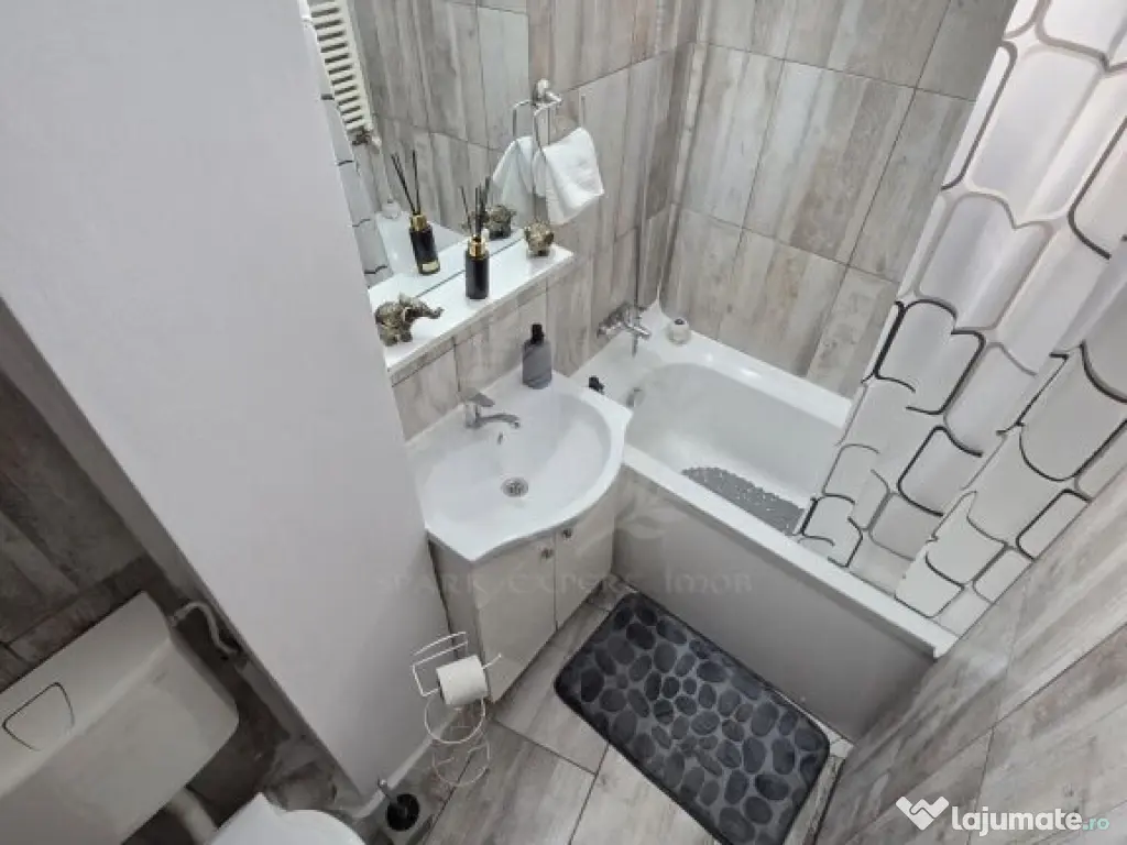 Apartament 2 camere, recent renovat, zona Ultracentrala, 