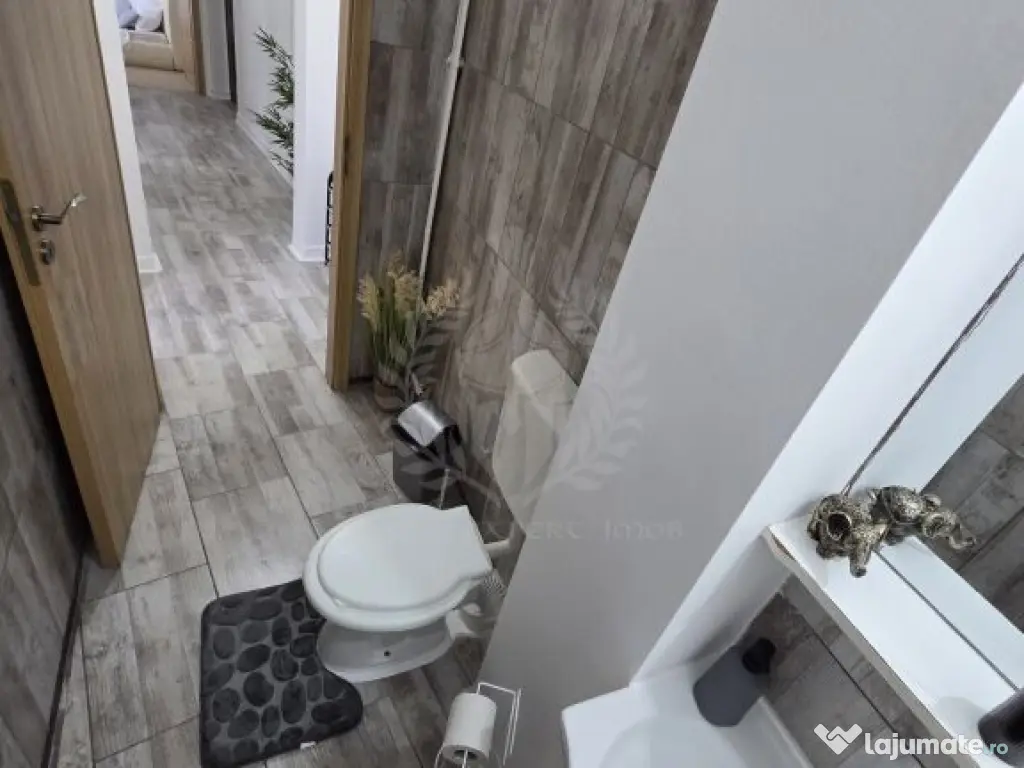 Apartament 2 camere, recent renovat, zona Ultracentrala, 