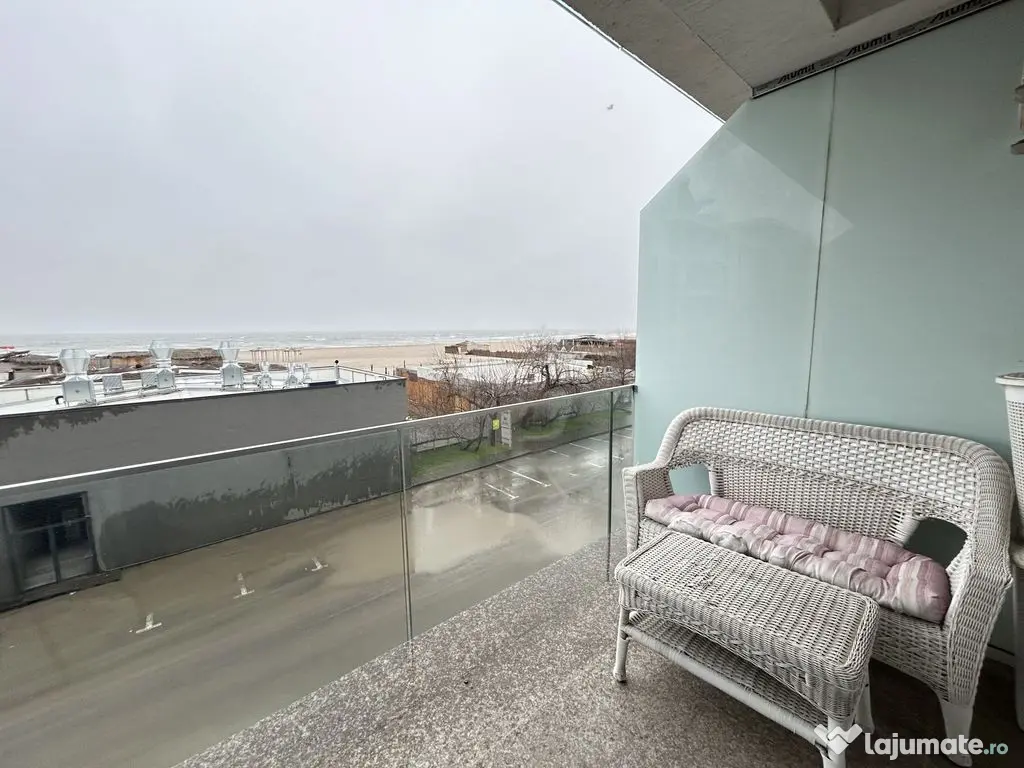 2 Studiouri în 1 | Mamaia | Club Crazy | Vedere frontal?... 