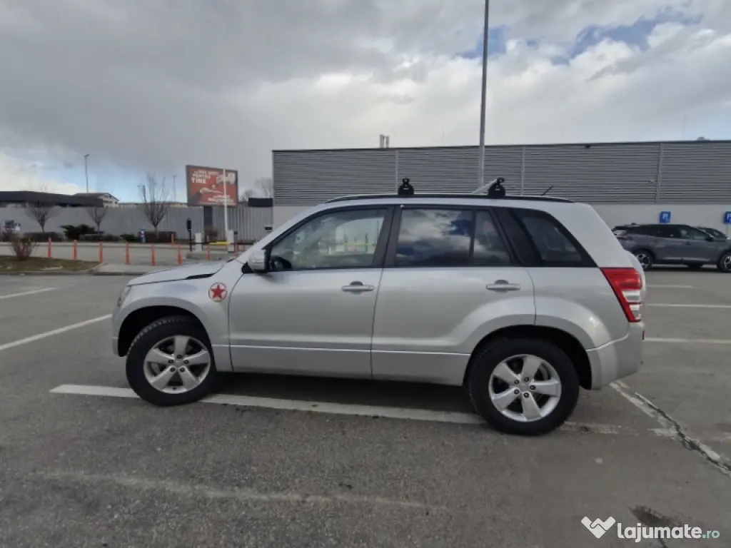 SUZIKI GRAND VITARA 2010 