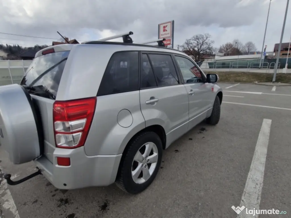 SUZIKI GRAND VITARA 2010 