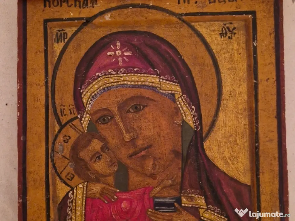 Icoana veche pictata pe lemn 