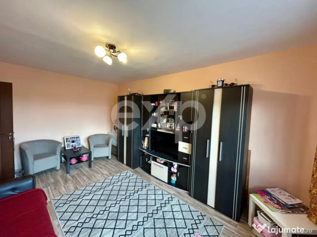 Apartament 3 camere de vanzare – Calea Bucuresti, Brasov - 