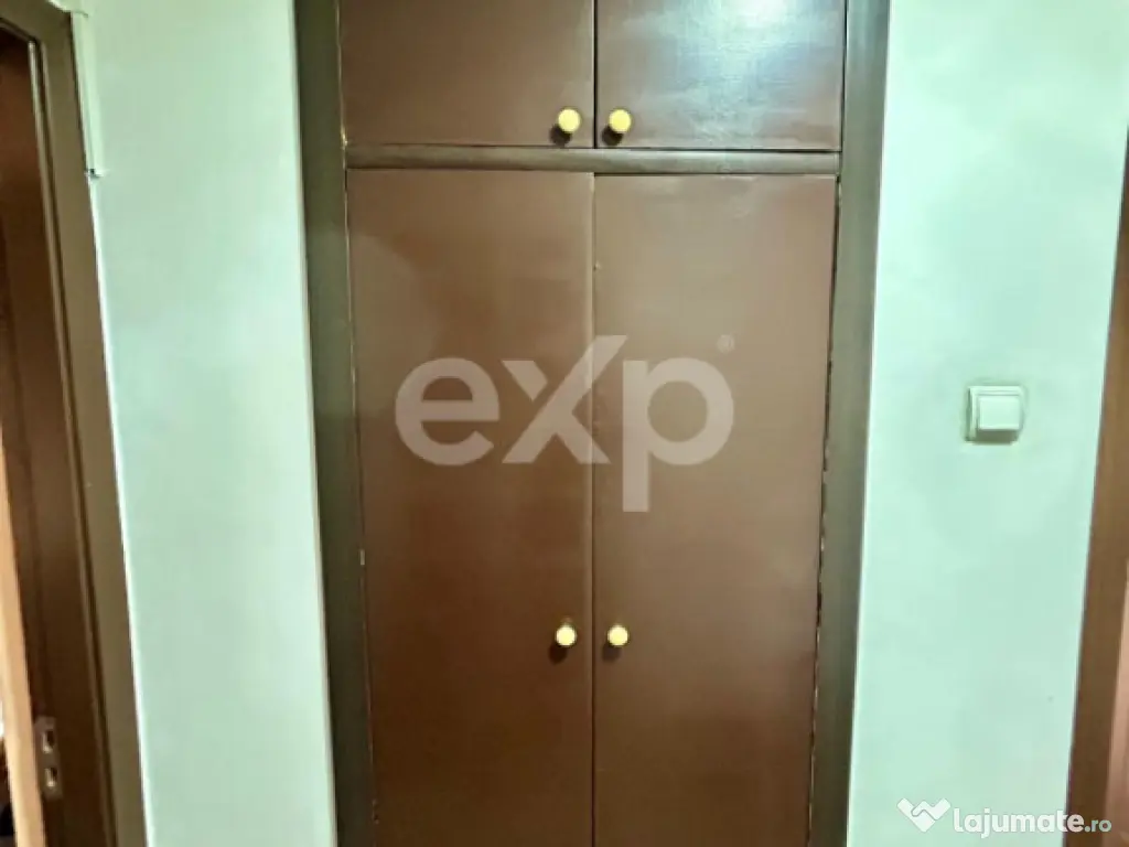 Apartament 3 camere de vanzare – Calea Bucuresti, Brasov - 