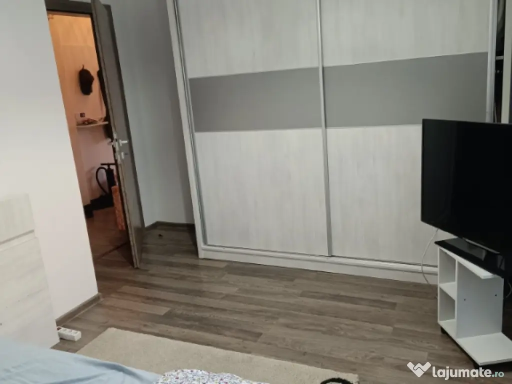 aprtament 2 camere de inchiriat sector 4