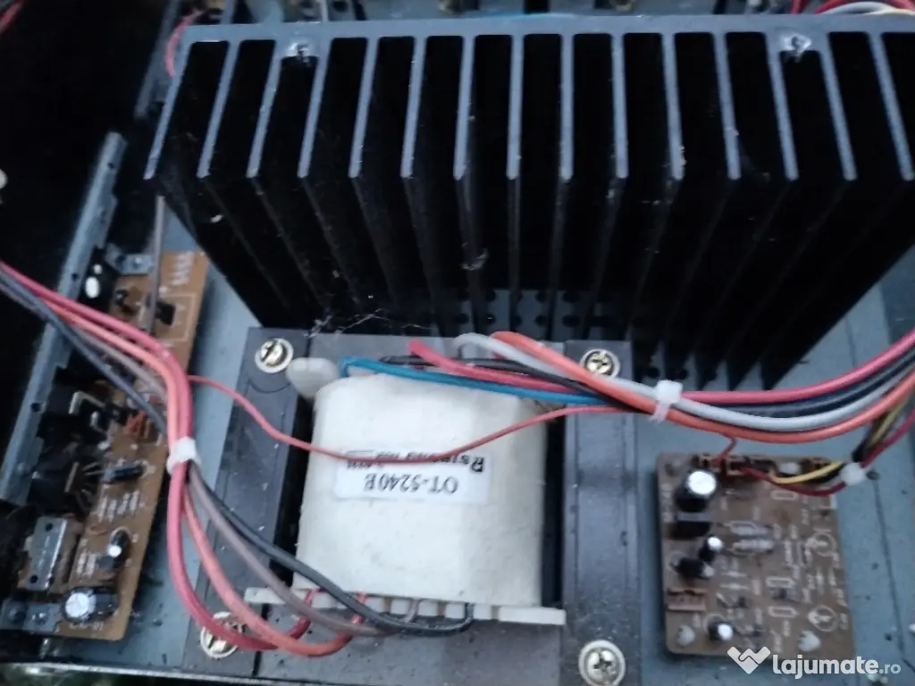 Amplificator IC audio 240W piese 