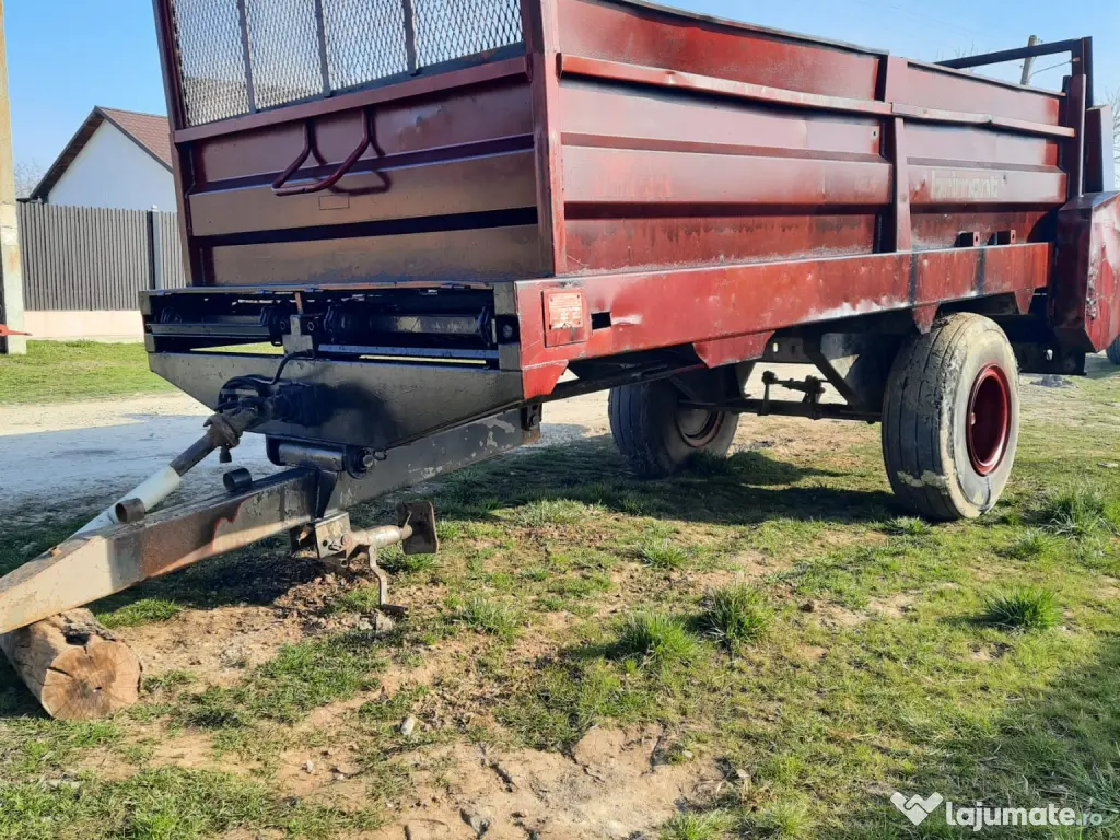 Remorca imprastiat gunoi 6,5 t 