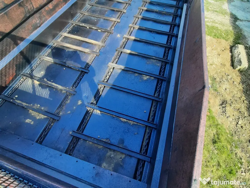 Remorca imprastiat gunoi 6,5 t 