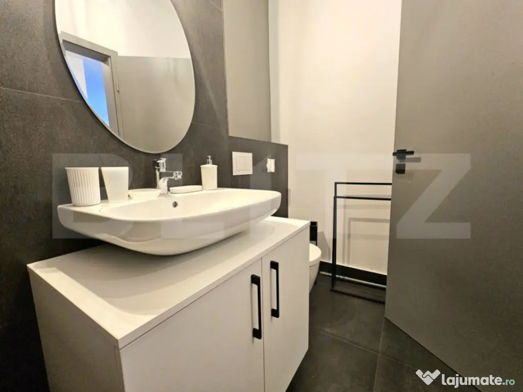 Apartament 2 camere, decomandat , Torontalului 