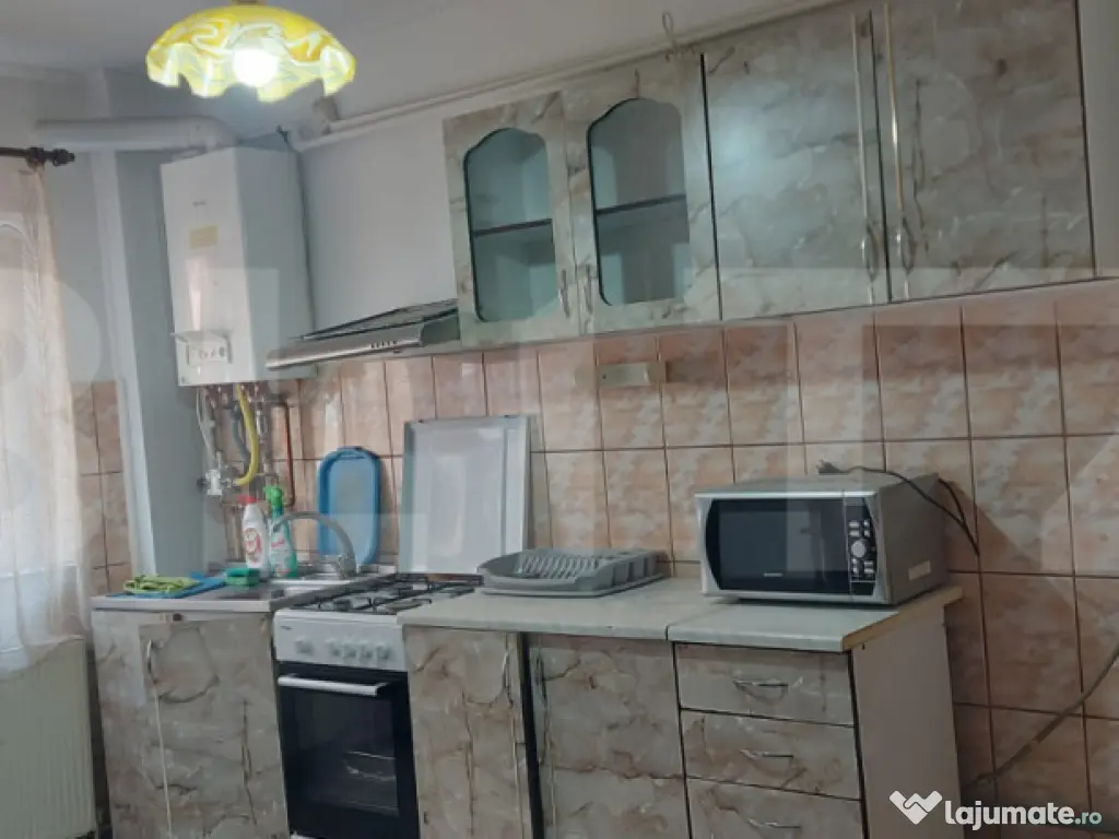 Chirie apartament 2 camere in zona centrala