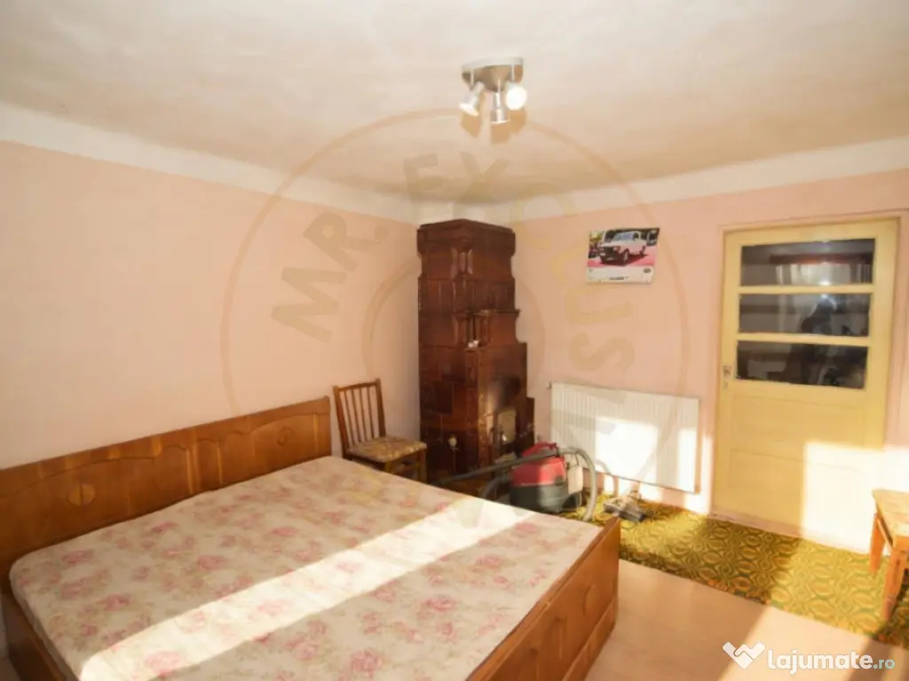 Casa+teren 742mp in Stefanesti, Arges.