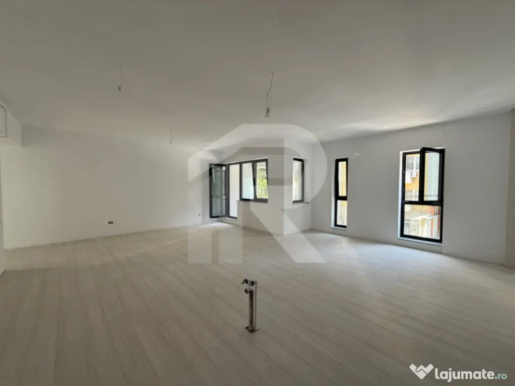 4 camere bloc nou, Zona Nerva Traian, Metrou Timpuri Noi