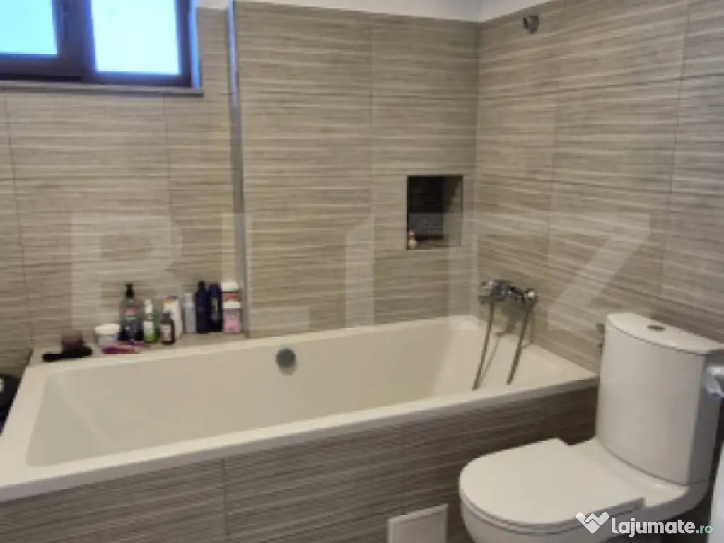 Apartament cu 3 camere, premium, 78 mp + 2 balcoane, în Bun 