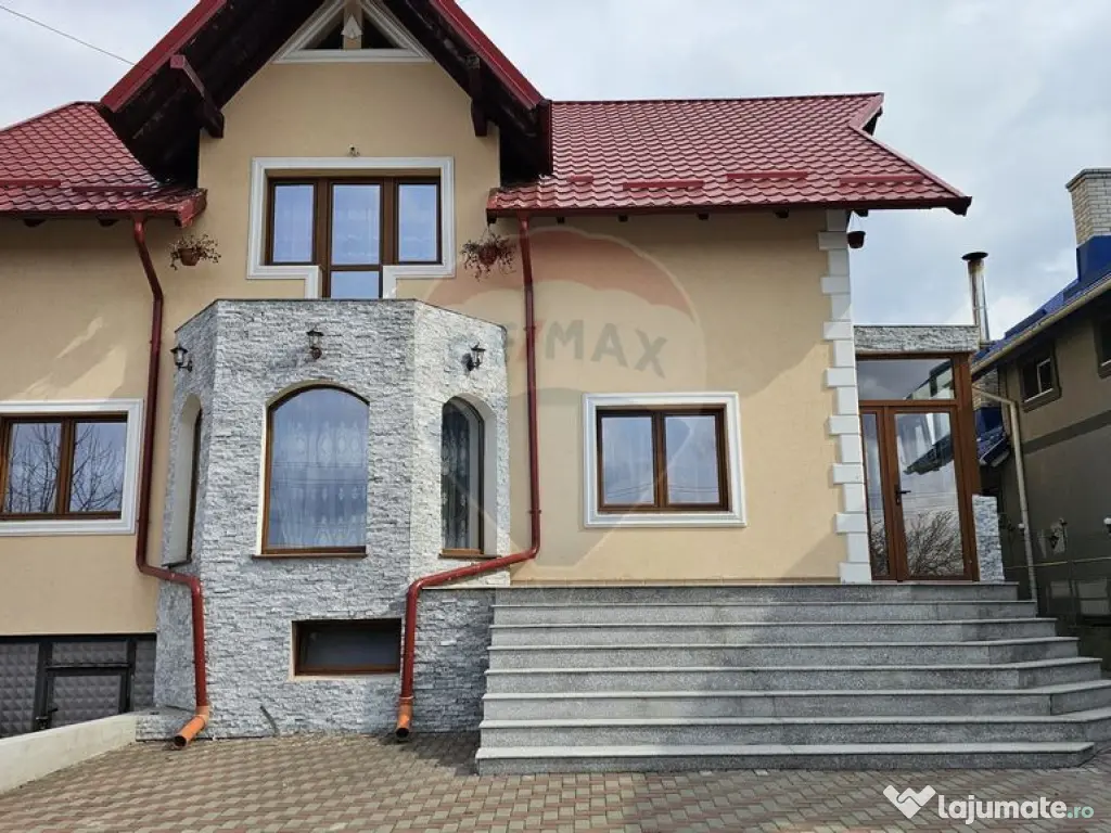 Casă / Vilă cu 6 camere, Sfantu Ilie, Suceava 