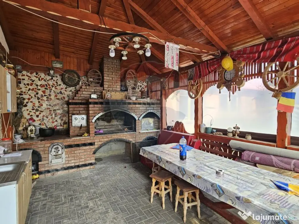 Casă / Vilă cu 6 camere, Sfantu Ilie, Suceava 