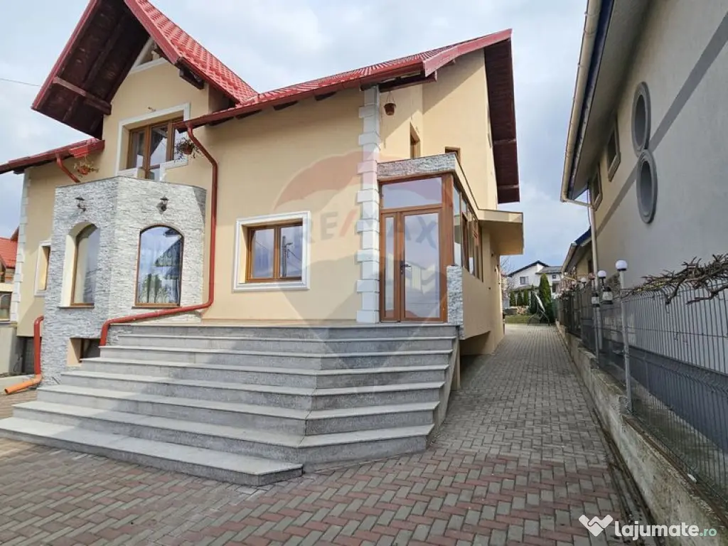 Casă / Vilă cu 6 camere, Sfantu Ilie, Suceava 