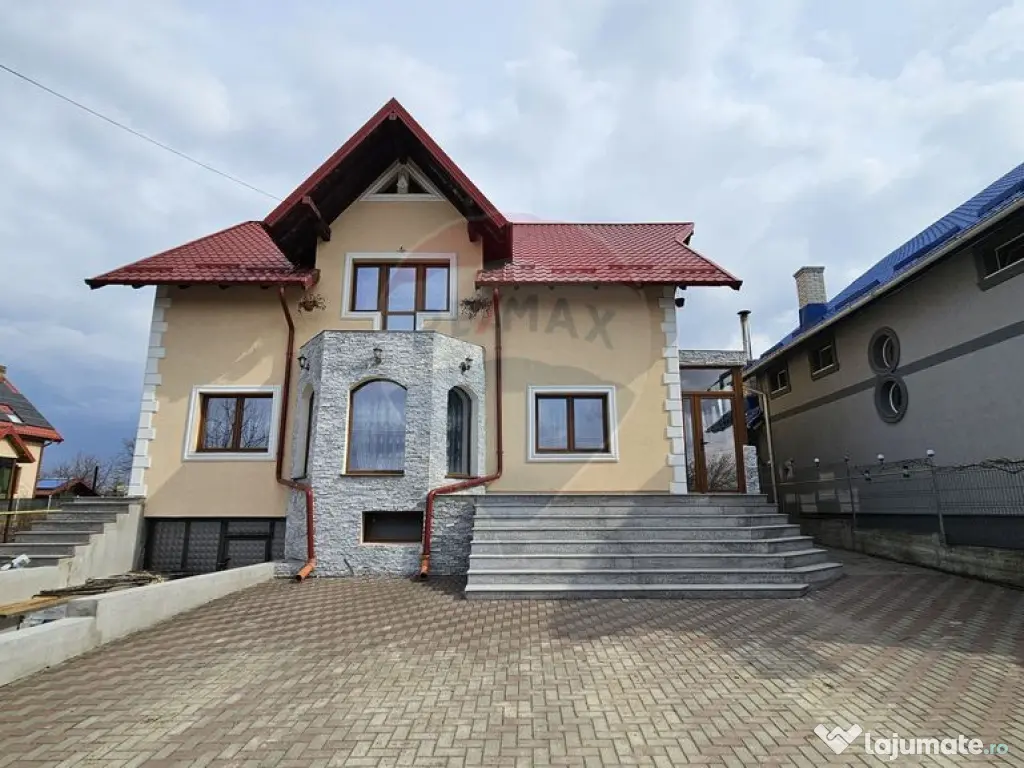 Casă / Vilă cu 6 camere, Sfantu Ilie, Suceava 