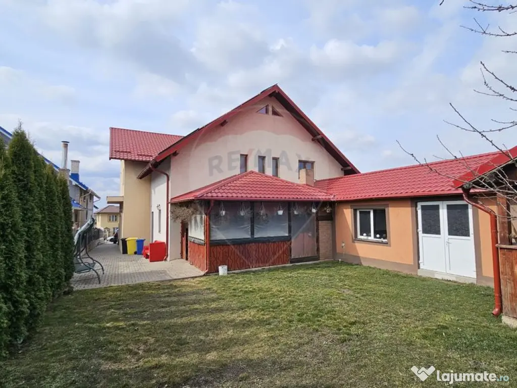 Casă / Vilă cu 6 camere, Sfantu Ilie, Suceava 