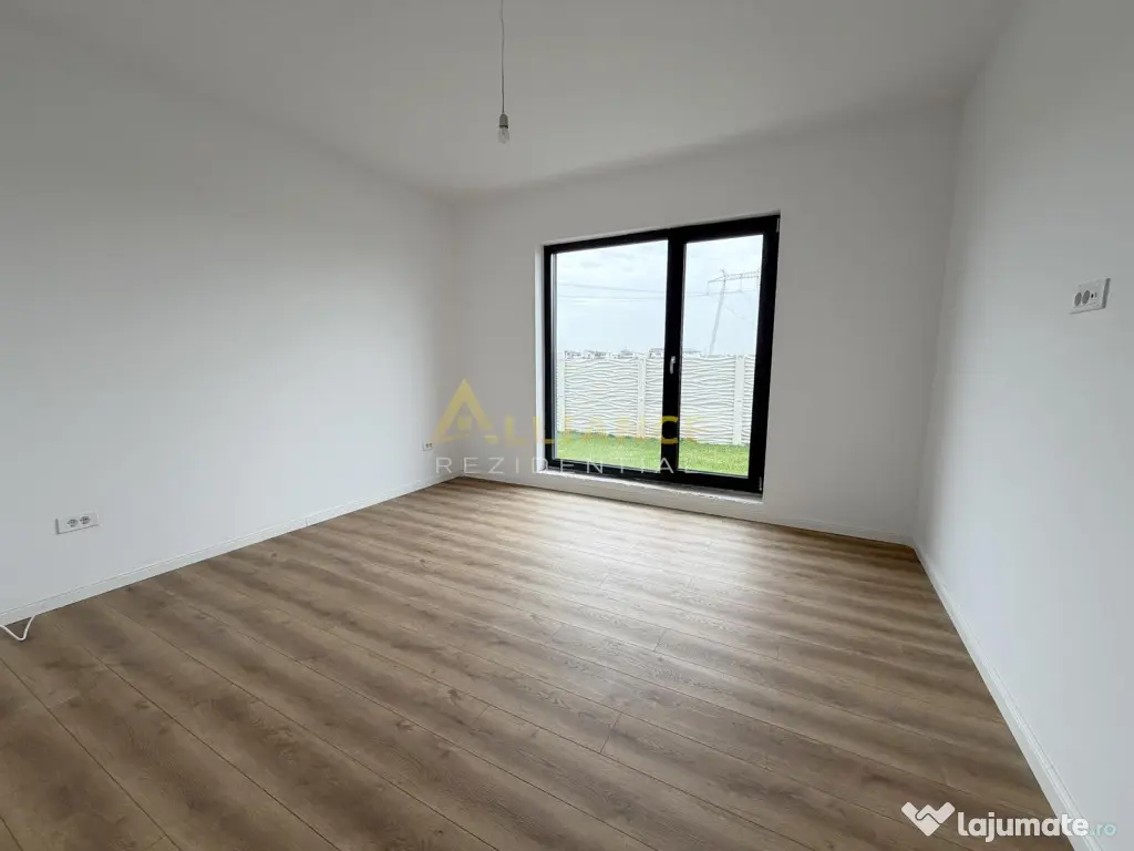 Casa individuala - 4 camere - 2 bai - 130mp utili teren 50 