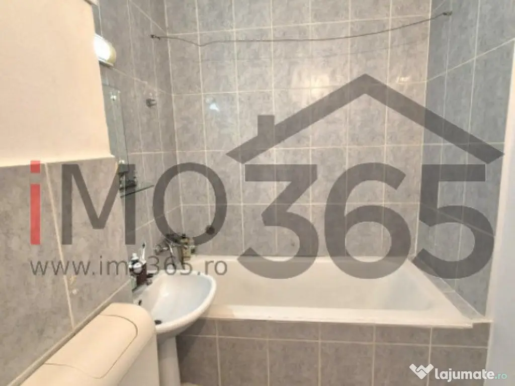 Garsoniera Craiovei Et.3 mobilat vedere strada 