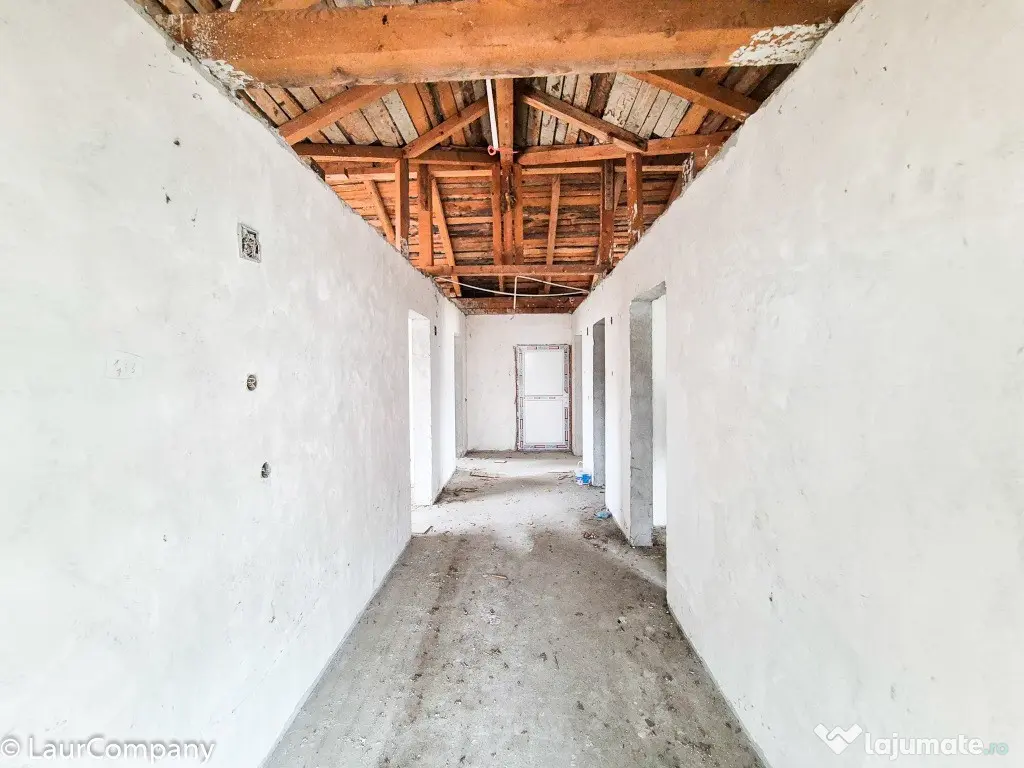 Casa , Teren 1084 mp Garlei Gavana Pitesti 