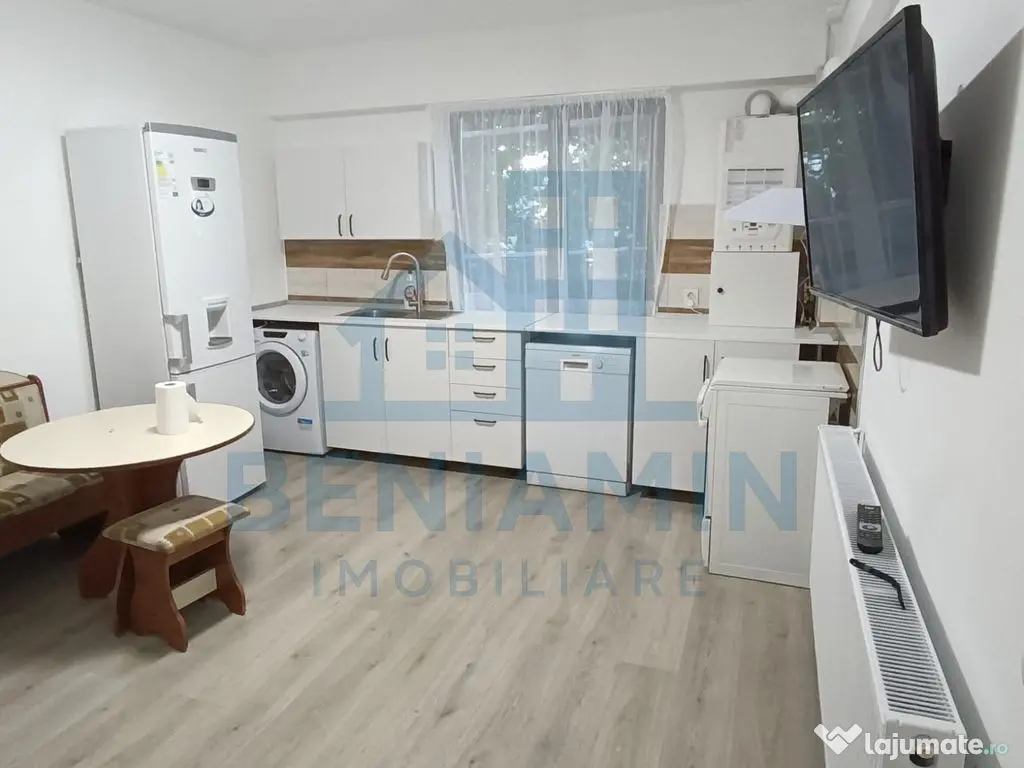 Apartament 2 camere parter bloc nou cu loc de parcare 