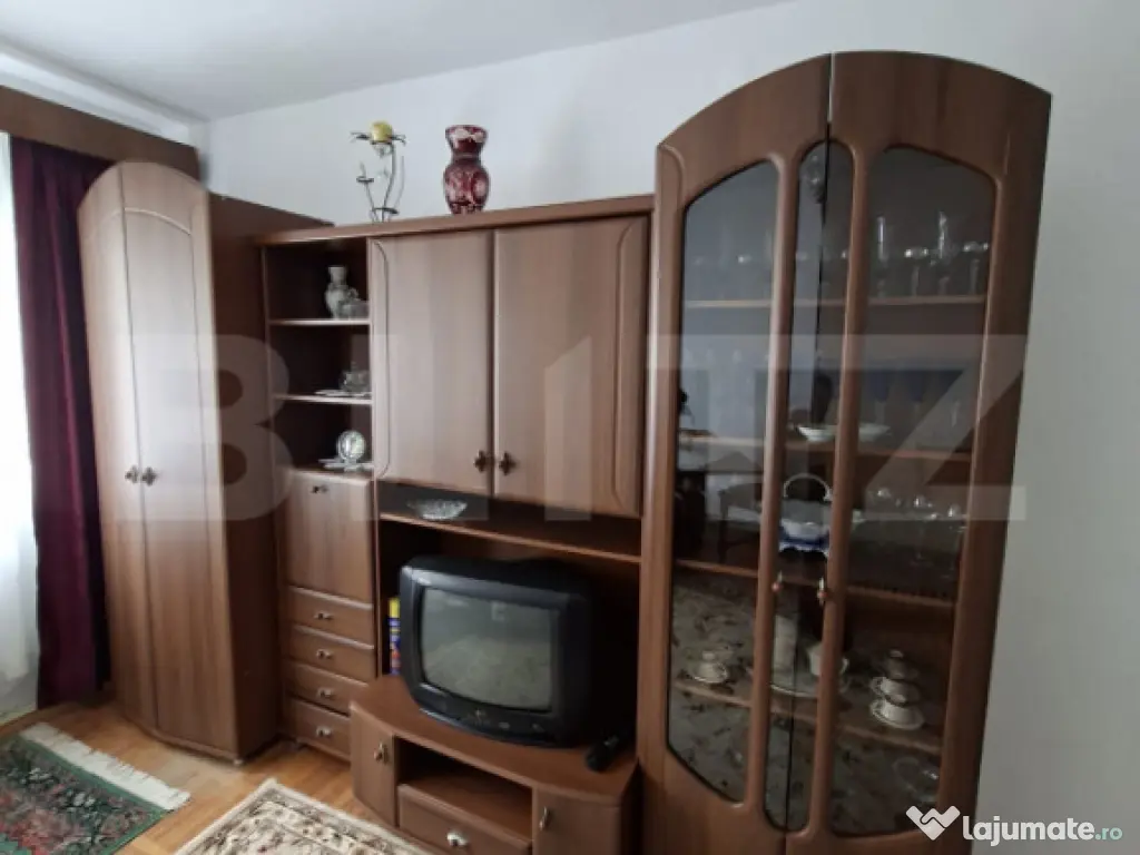 Apartament 2 camere luminos, cu farmec clasic INDEPENDENTEI 