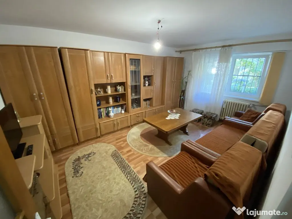 Garsoniera zona Tomis Nord 