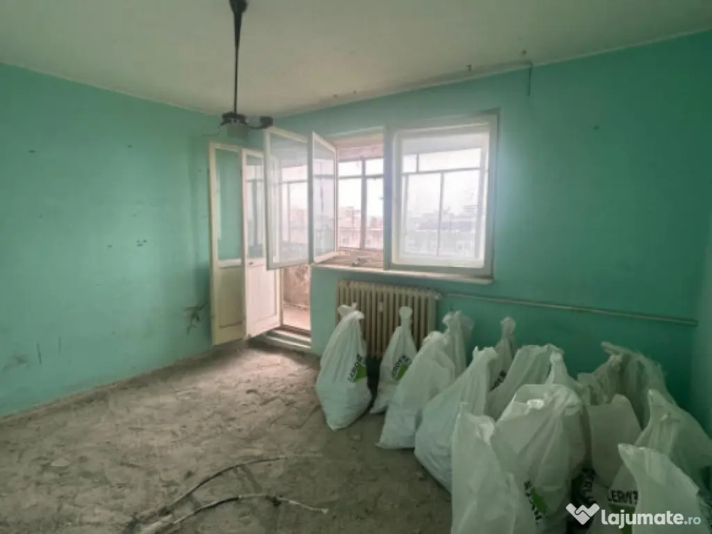 Apartament 3 camere, situat in zona Tomis Nord 