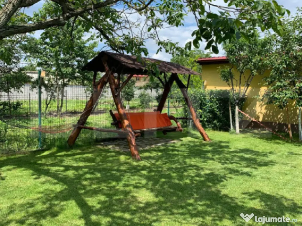 Casa individuala, 140mp, curte 400mp, zona Giroc 