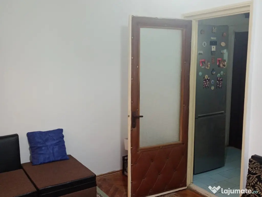 Vând apartament 2 camere 