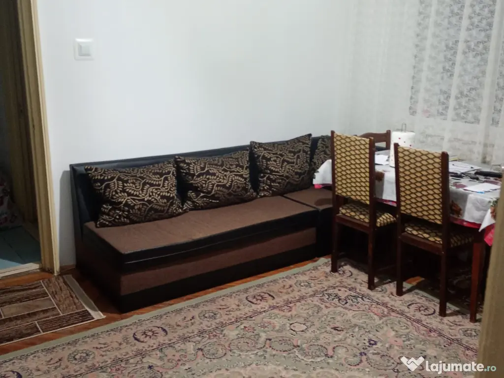 Vând apartament 2 camere 