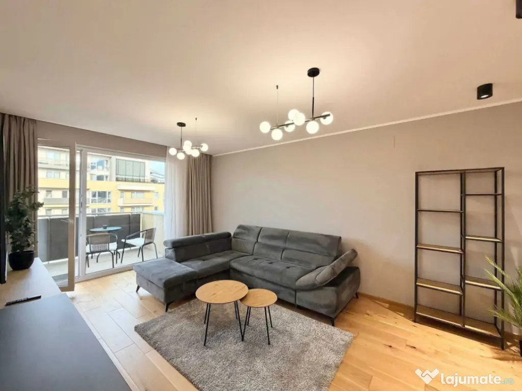 Apartament de 3 camere Urban Plaza 